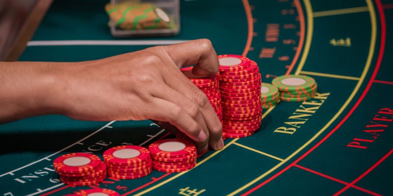 Baccarat là gì và vì sao được nhiều anh em yêu thích?